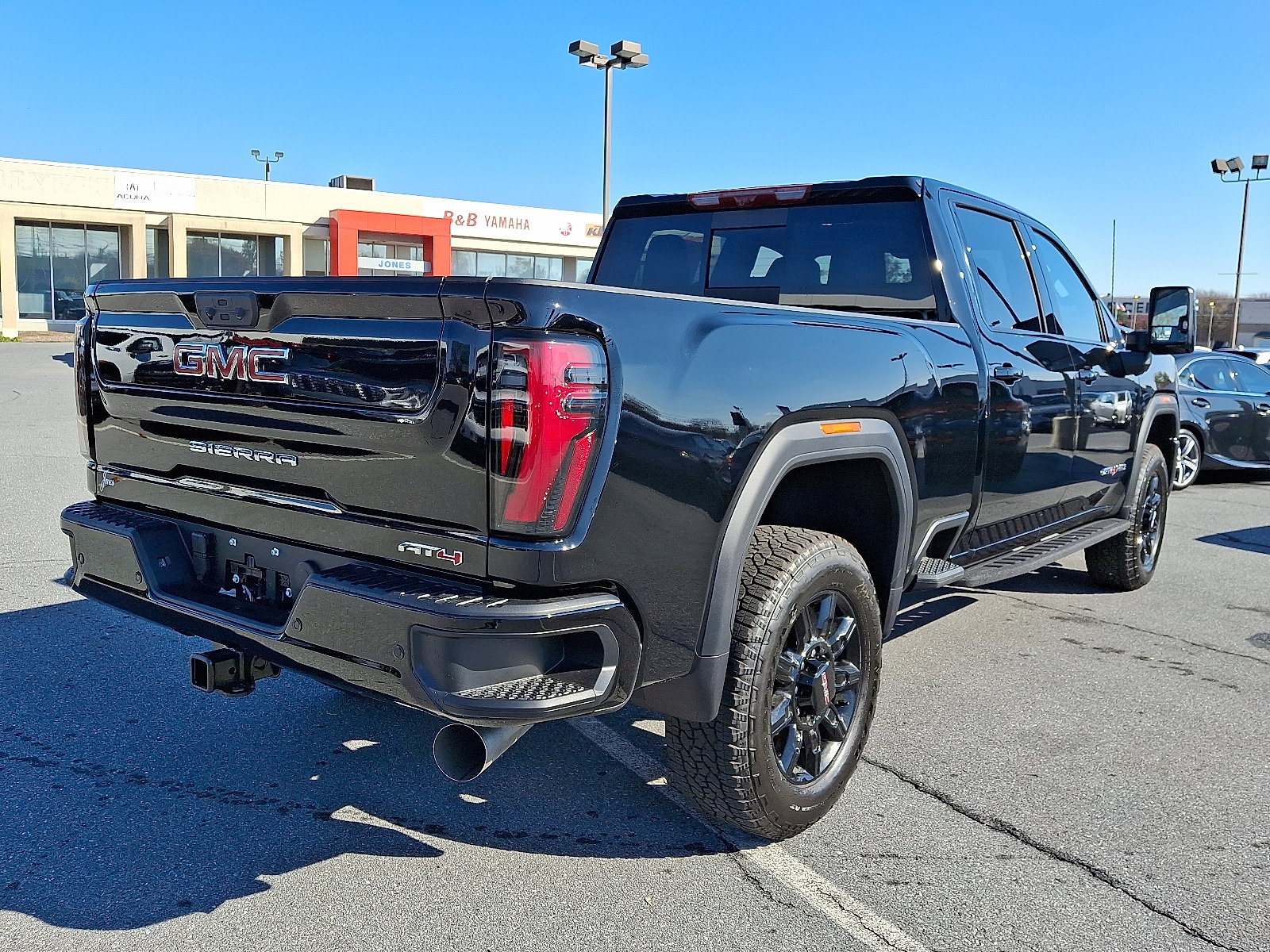 New 2026 GMC Sierra 2500 AT4 w/ AT4 Premium Plus Package image 4