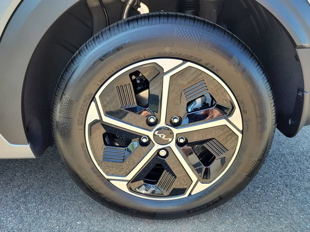 New 2026 Kia Niro EX w/ EX Premium Package FWD image 13