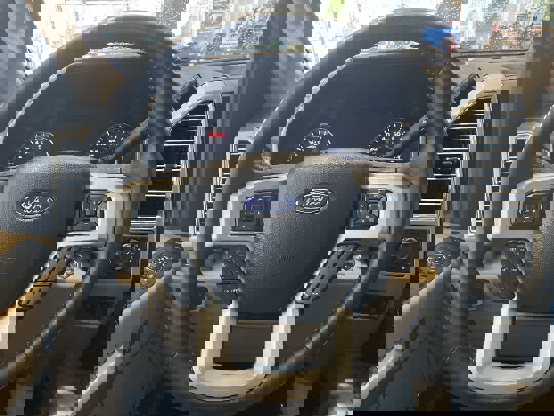 Used 2017 Ford F350 Lariat w/ Lariat Ultimate Package image 16