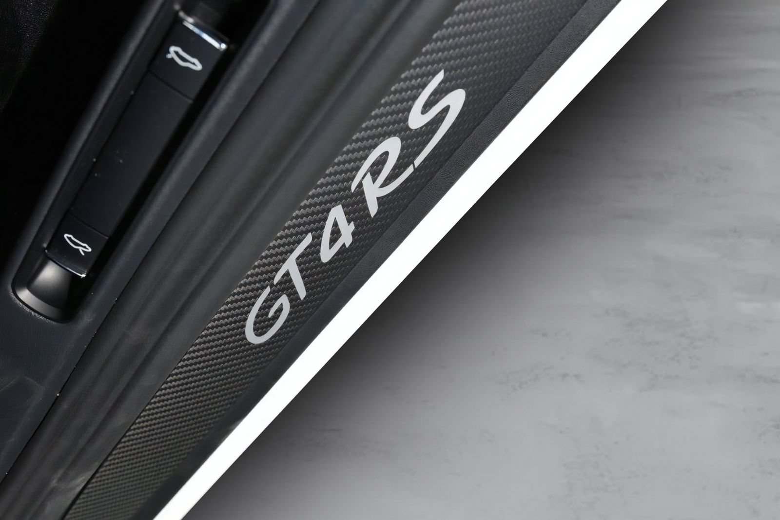 Used 2023 Porsche 718 Cayman GT4 RS RWD image 33