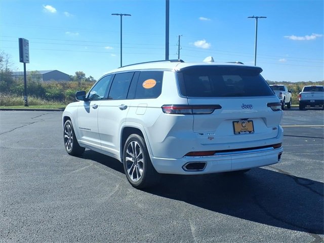 Certified 2022 Jeep Grand Cherokee L Overland w/ Luxury Tech Group IV image 2