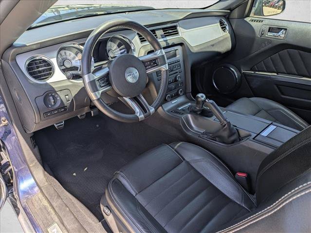 Used 2010 Ford Mustang GT Premium RWD image 15