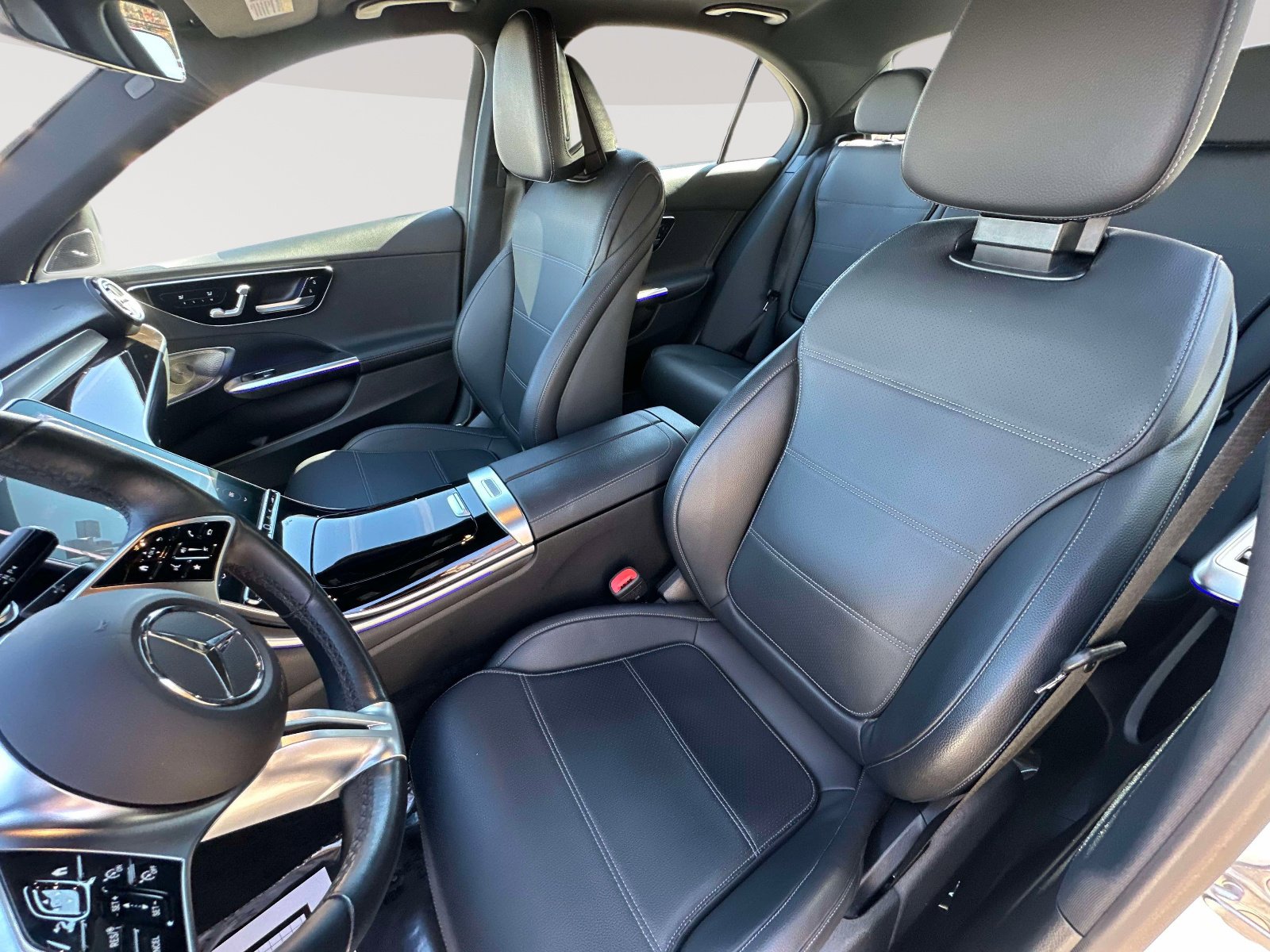 Used 2022 Mercedes-Benz C 300 4MATIC Sedan image 23