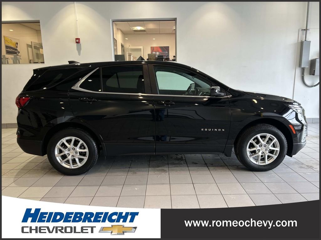 Certified 2024 Chevrolet Equinox LT w/ LPO, Floor Liner Package image 2