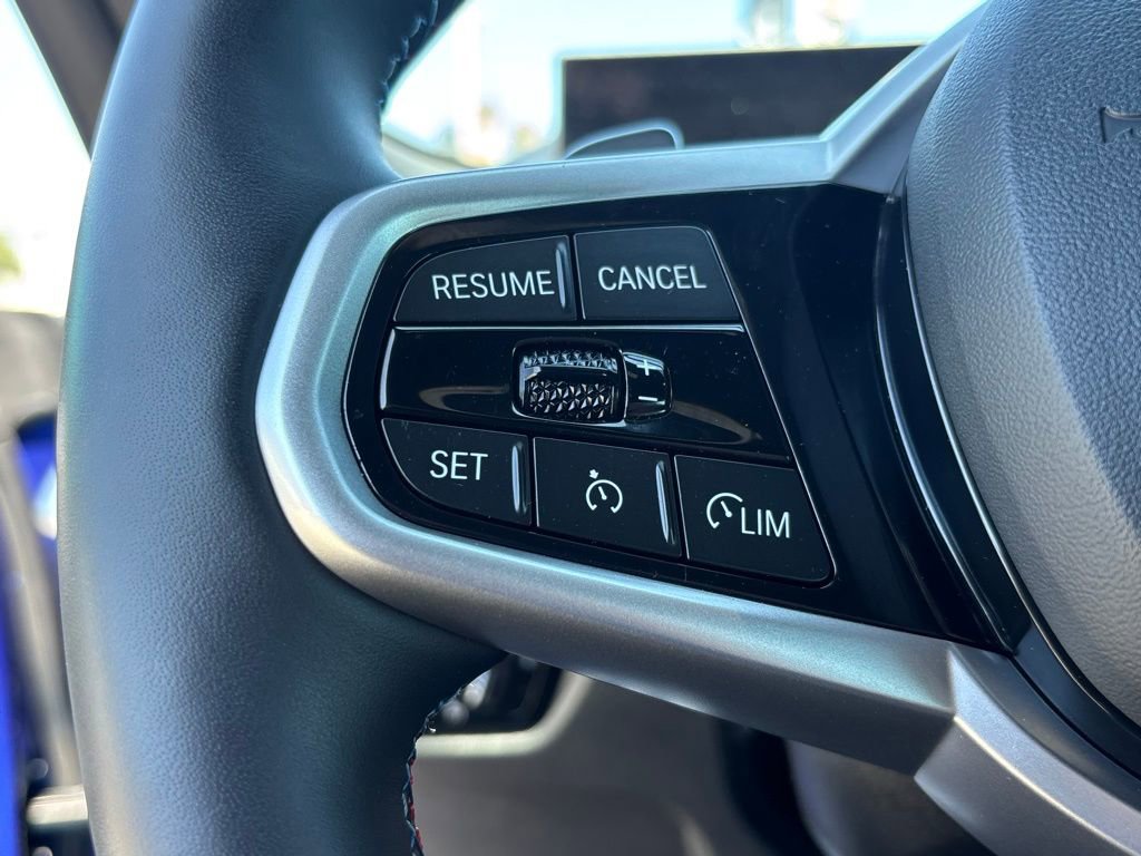 Used 2025 BMW M440i Convertible image 18