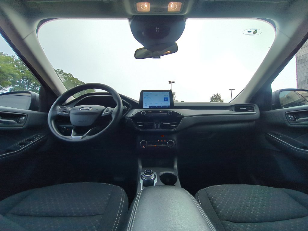 Used 2025 Ford Escape Active AWD/4WD image 25