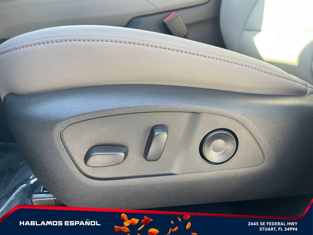 New 2026 GMC Acadia Elevation w/ Black Edition FWD image 17
