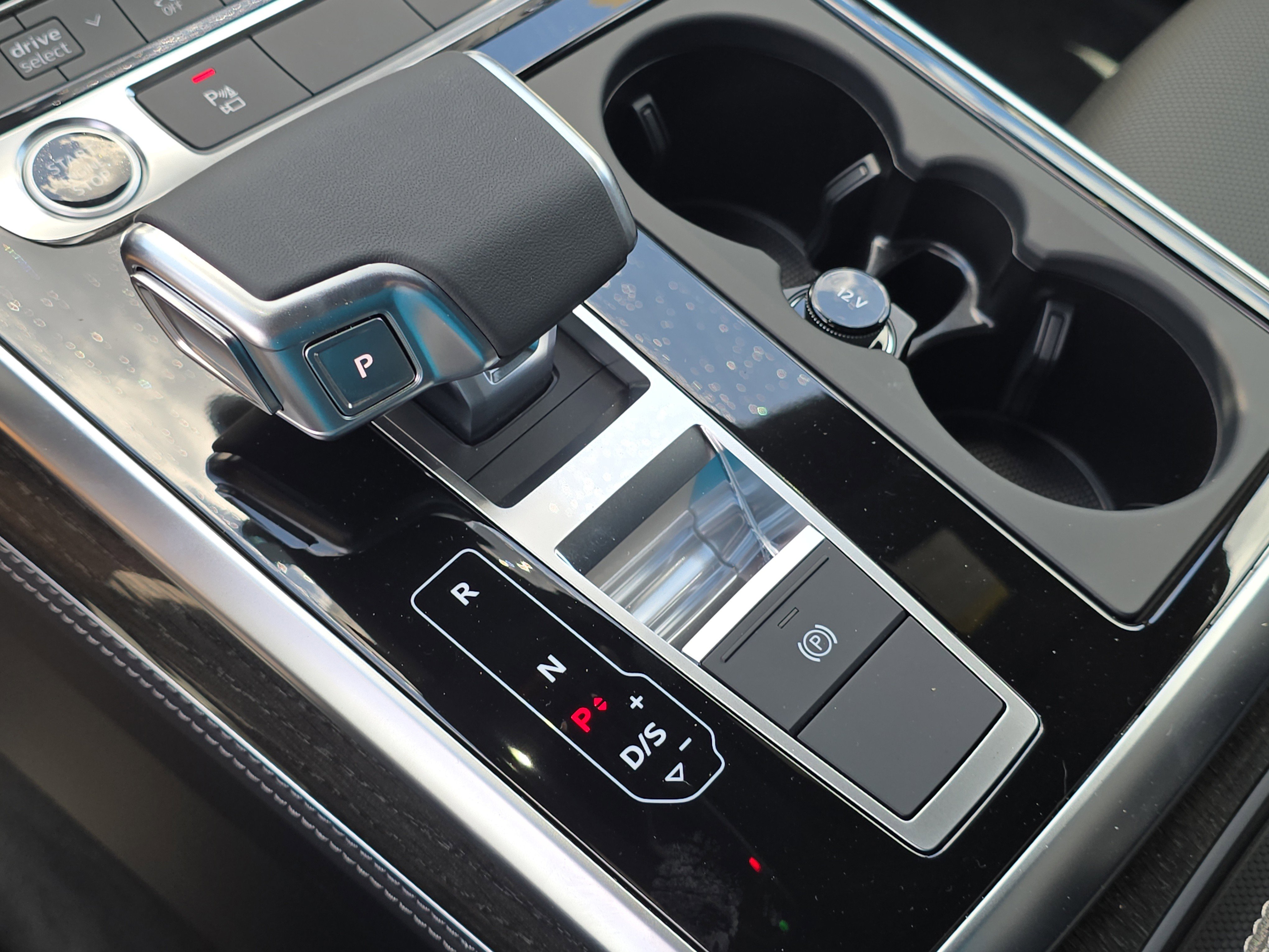 New 2025 Audi Q8 Premium Plus image 25