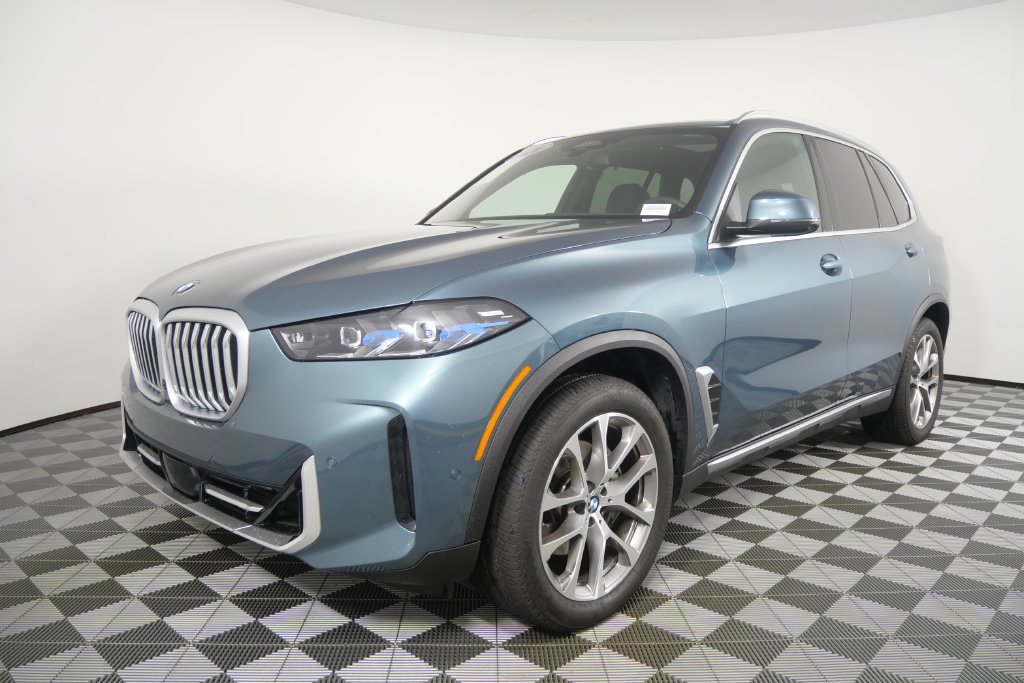 Certified 2026 BMW X5 xDrive40i AWD/4WD image 8