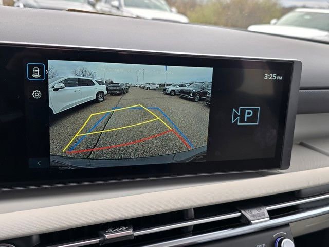 Certified 2025 Hyundai Tucson SE AWD/4WD image 5