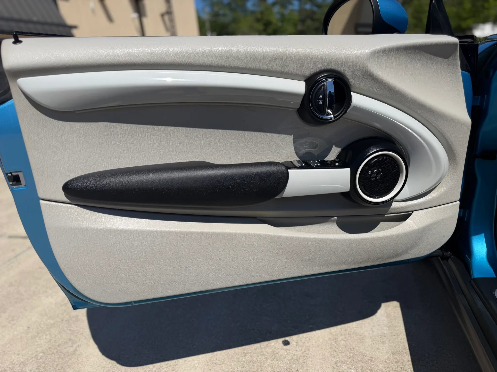 Used 2017 MINI Cooper S image 15