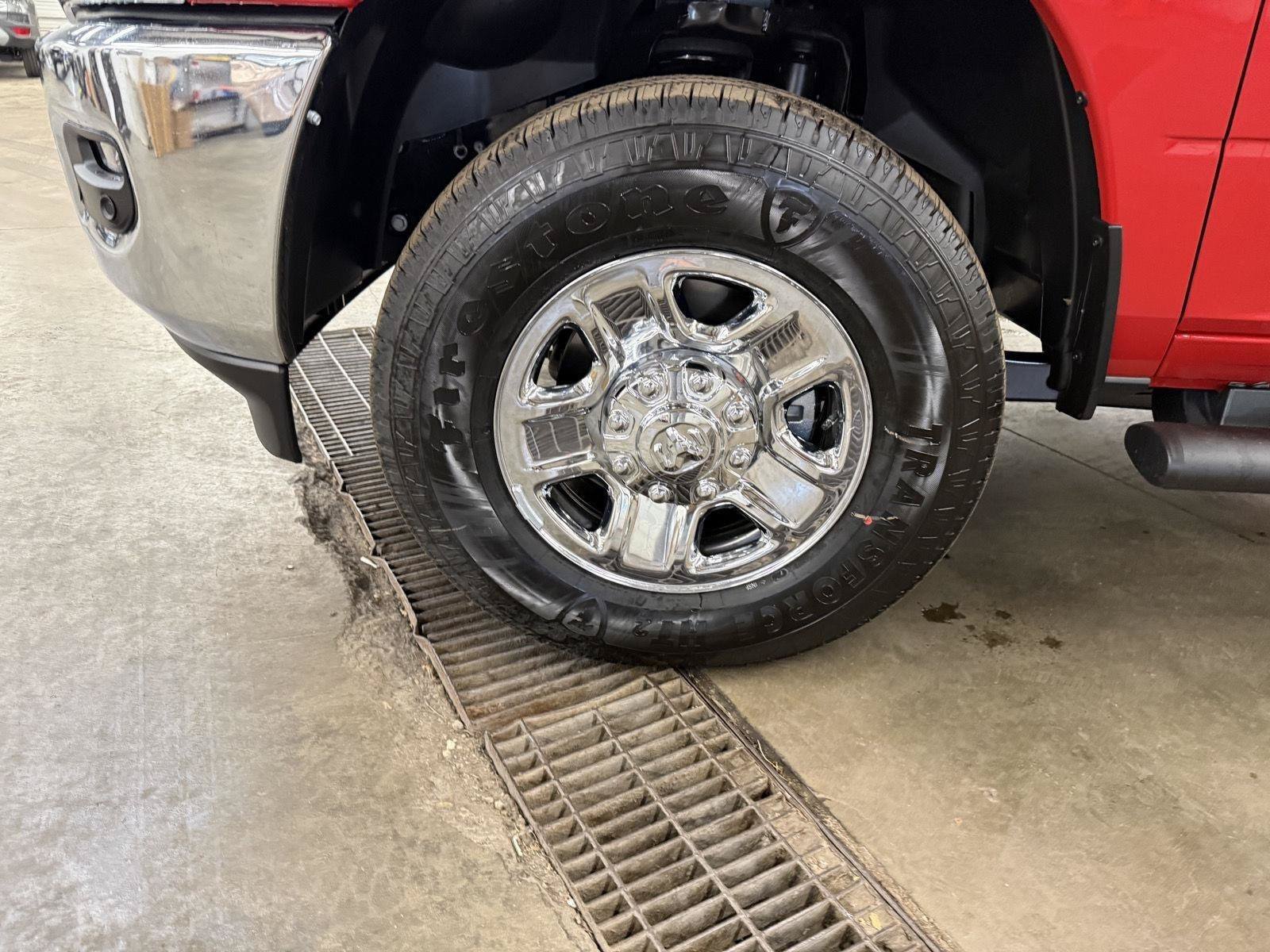 New 2026 RAM 2500 Tradesman AWD/4WD image 44