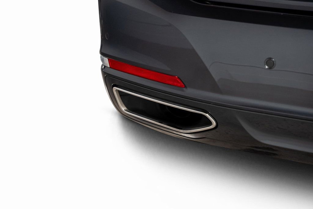 Used 2020 BMW 740i w/ Premium Package image 22