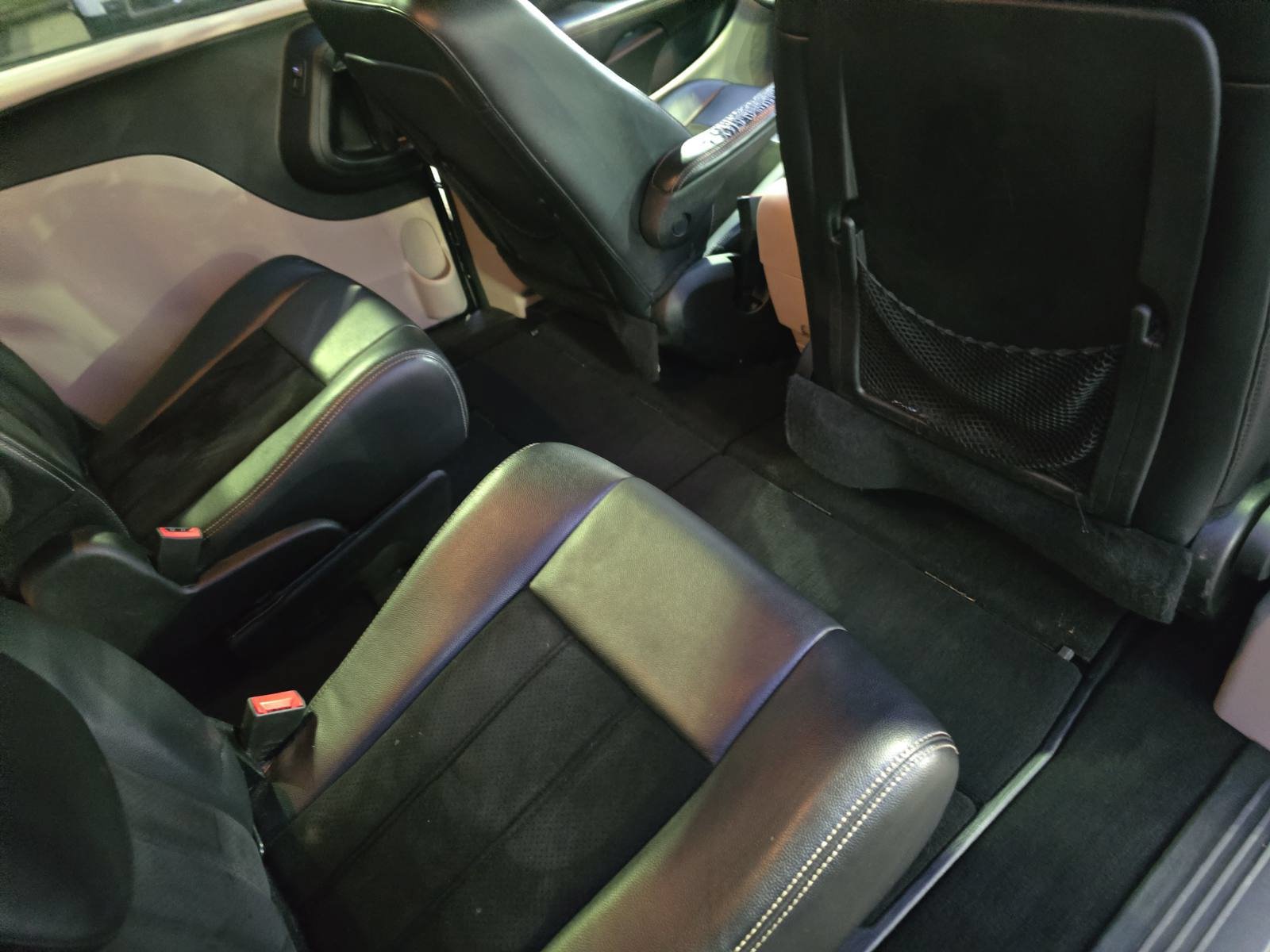 Used 2017 Dodge Grand Caravan SXT FWD image 11