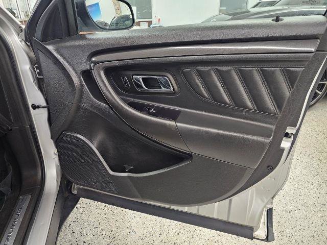Used 2017 Ford Taurus SHO AWD/4WD image 30