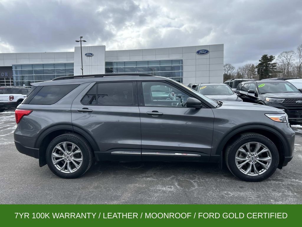 Certified 2022 Ford Explorer XLT w/ Equipment Group 202A image 4