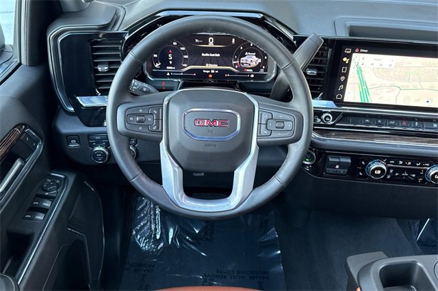 Used 2025 GMC Sierra 1500 Elevation image 16