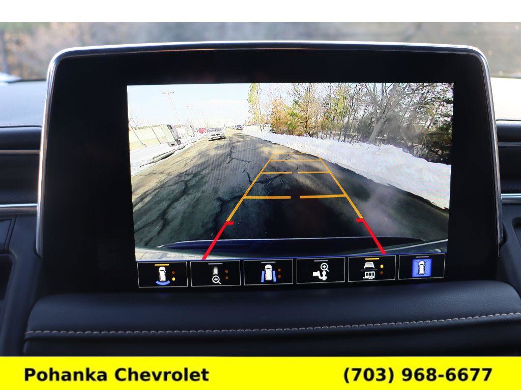 Certified 2023 GMC Yukon SLT w/ SLT Luxury Package image 16