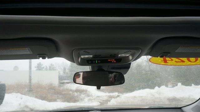 Used 2024 Chevrolet Malibu LT image 33