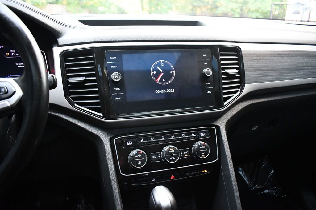 Used 2021 Volkswagen Atlas SEL Premium image 27