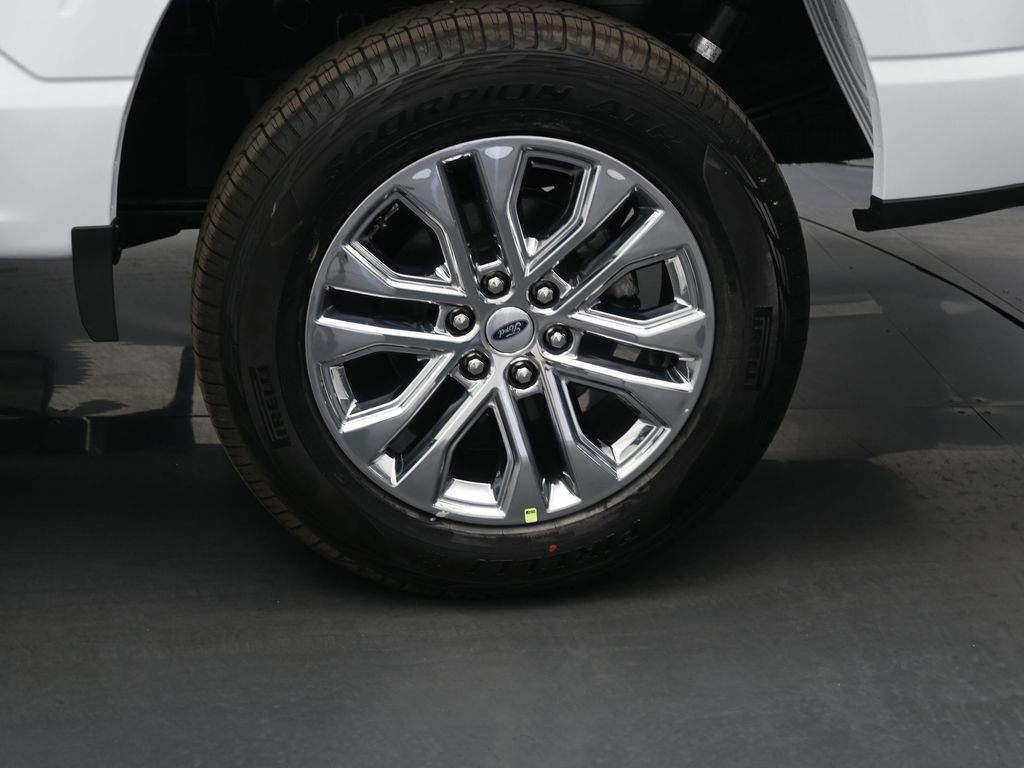 New 2025 Ford F150 XLT w/ Equipment Group 303A High image 21