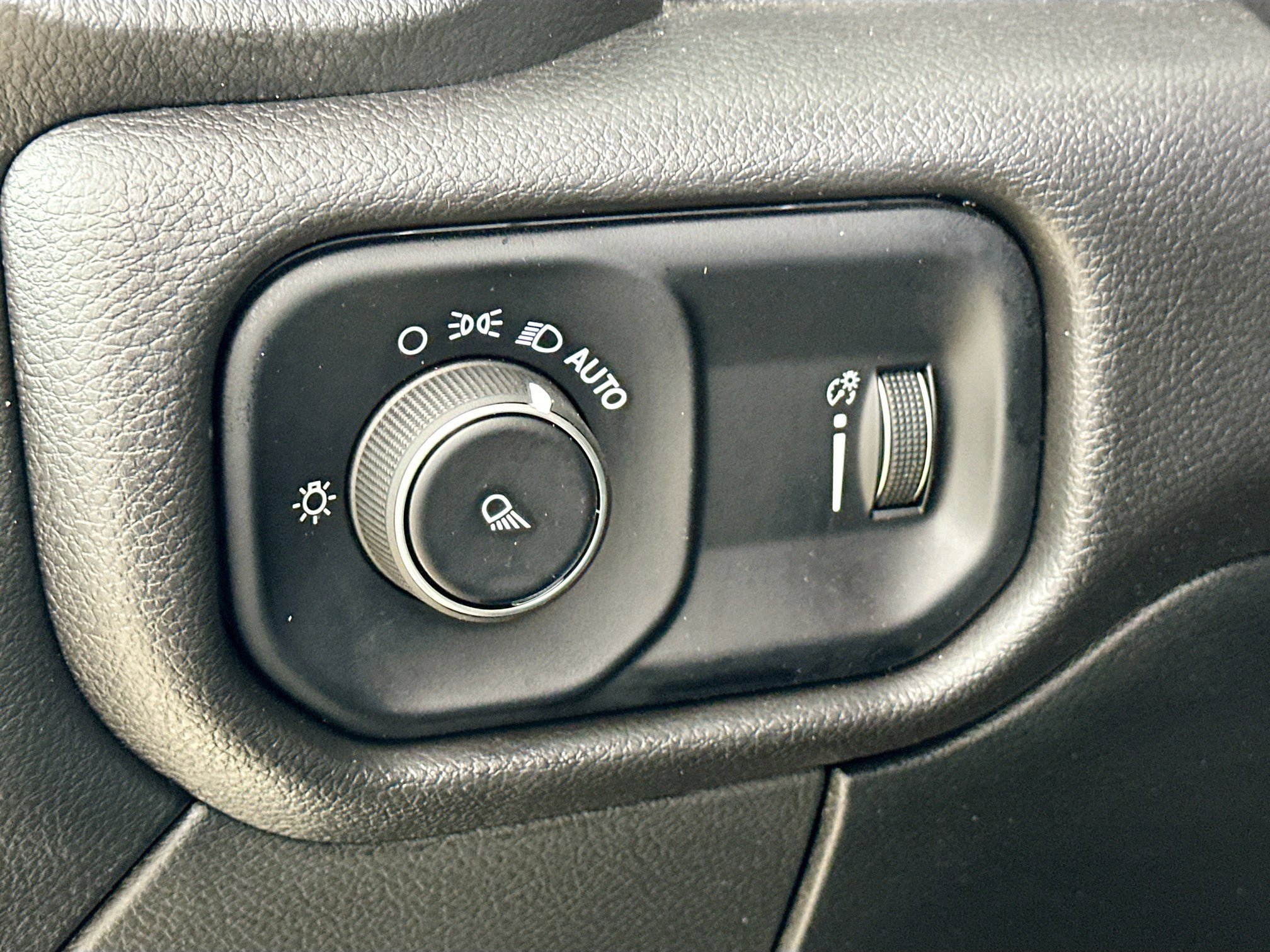 Certified 2024 RAM 2500 Tradesman AWD/4WD image 10