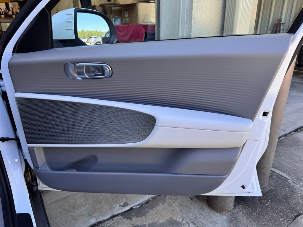 New 2025 Hyundai Ioniq 6 SEL image 19