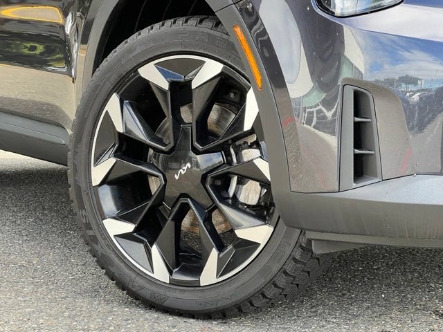 Used 2025 Kia Sorento EX AWD/4WD image 2