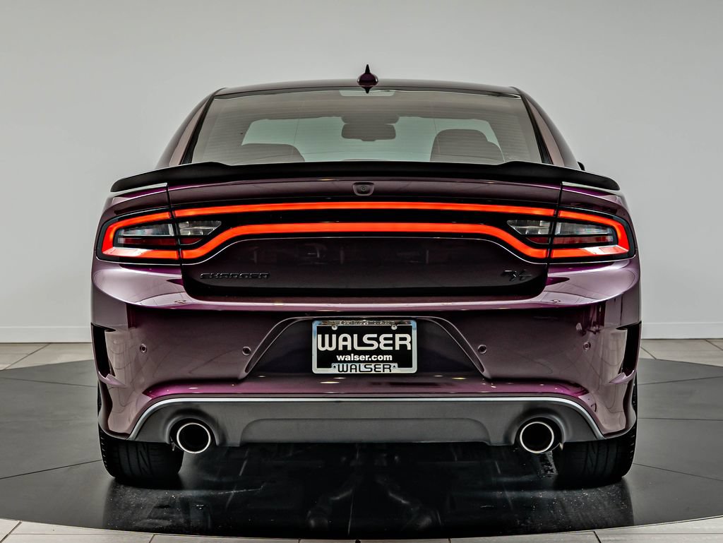 Used 2022 Dodge Charger R/T w/ Blacktop Package RWD image 6