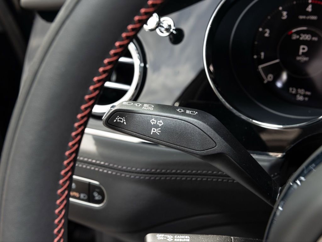 Certified 2025 Bentley Bentayga image 44