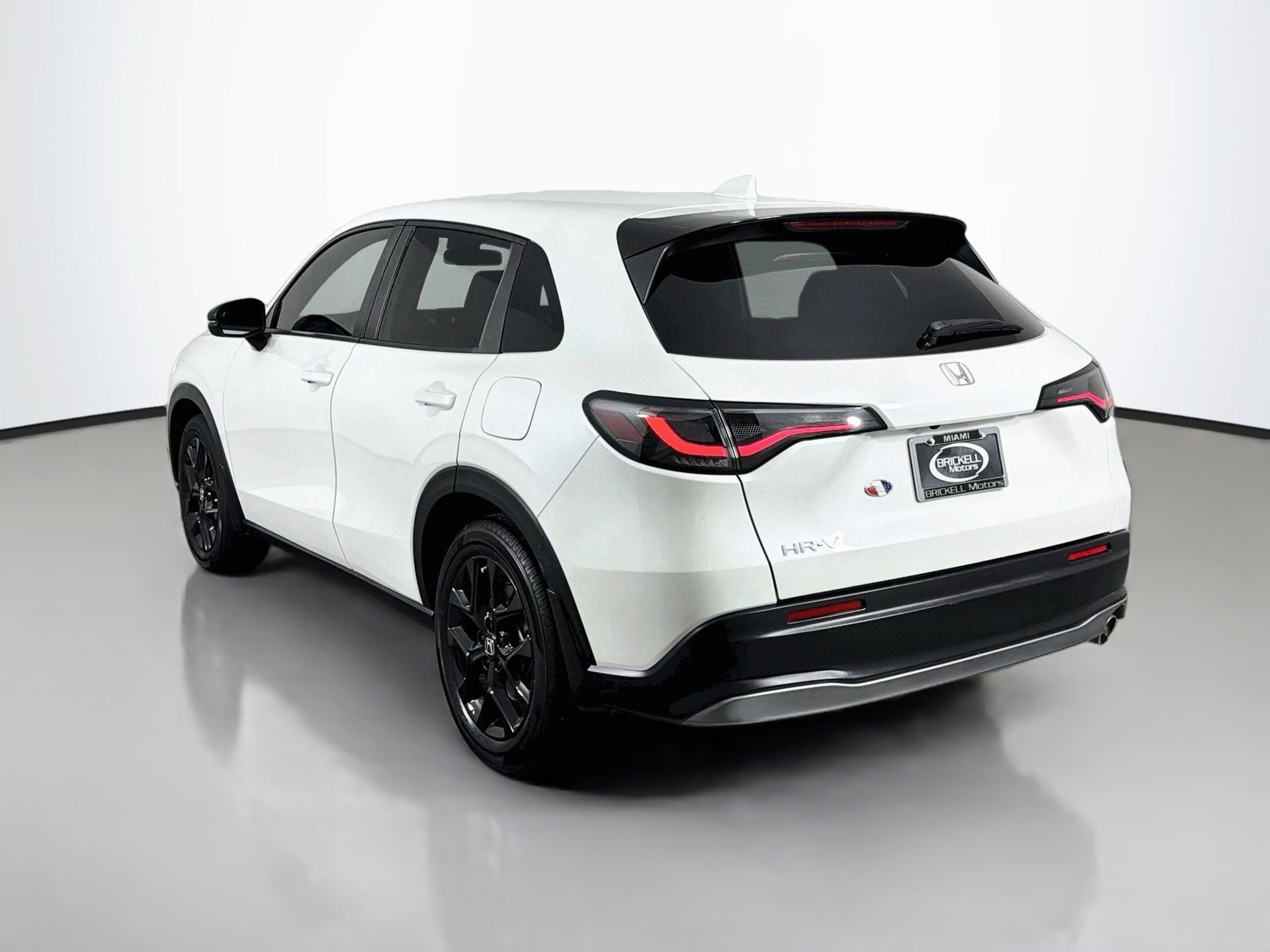 Used 2025 Honda HR-V Sport image 5