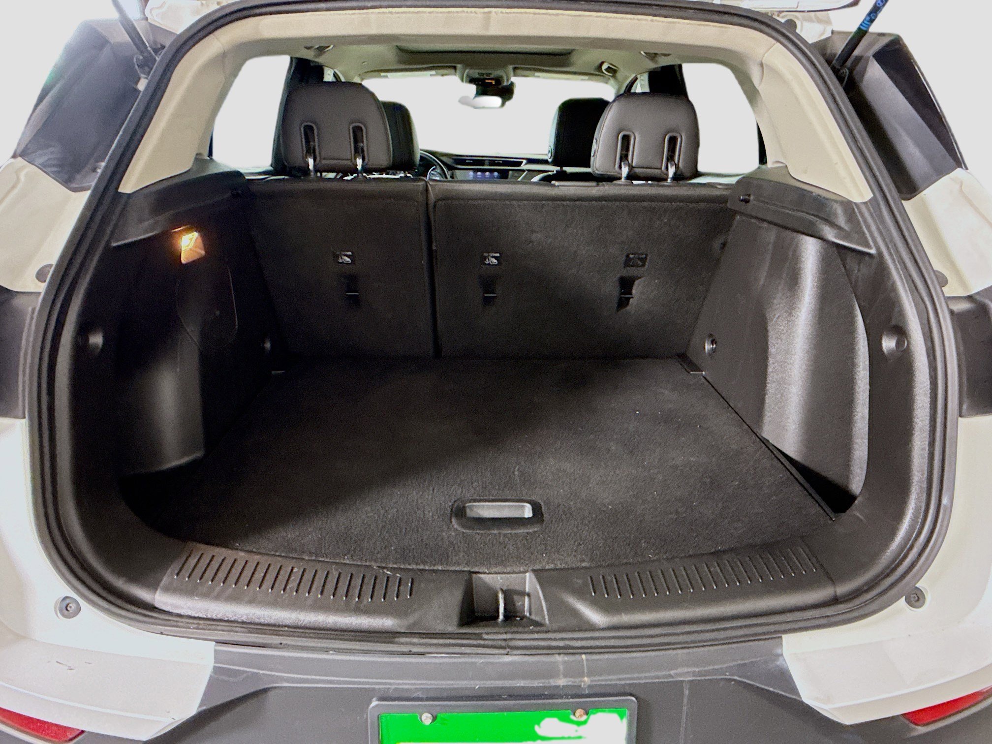 Used 2020 Buick Encore GX Select w/ Experience Buick Package image 35