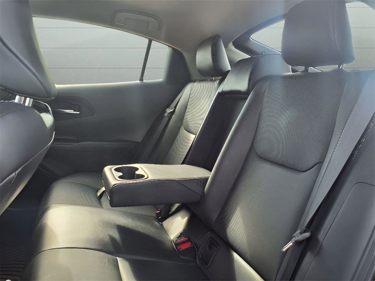 Used 2024 Toyota Prius XLE image 18