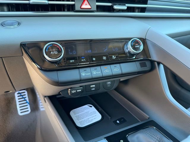 New 2026 Hyundai Elantra Sport FWD image 18