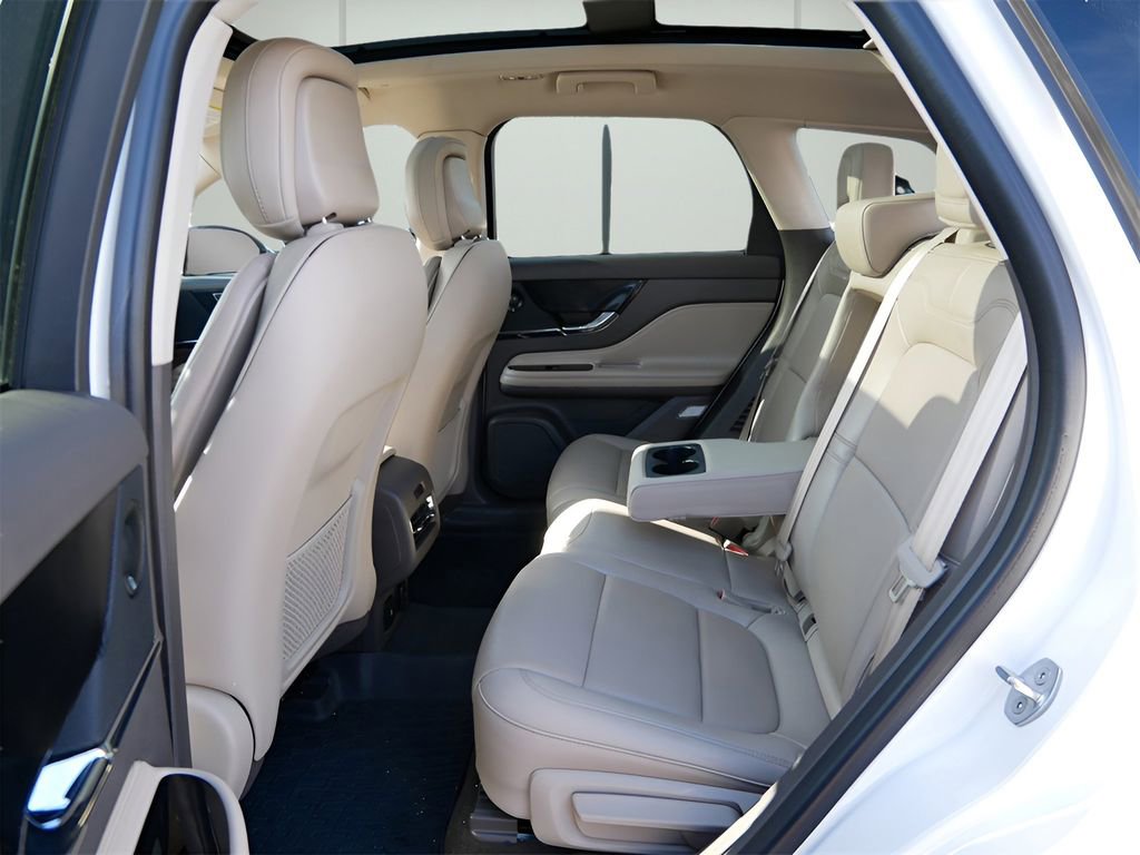 Used 2023 Lincoln Corsair Grand Touring w/ Equipment Group 302A image 11