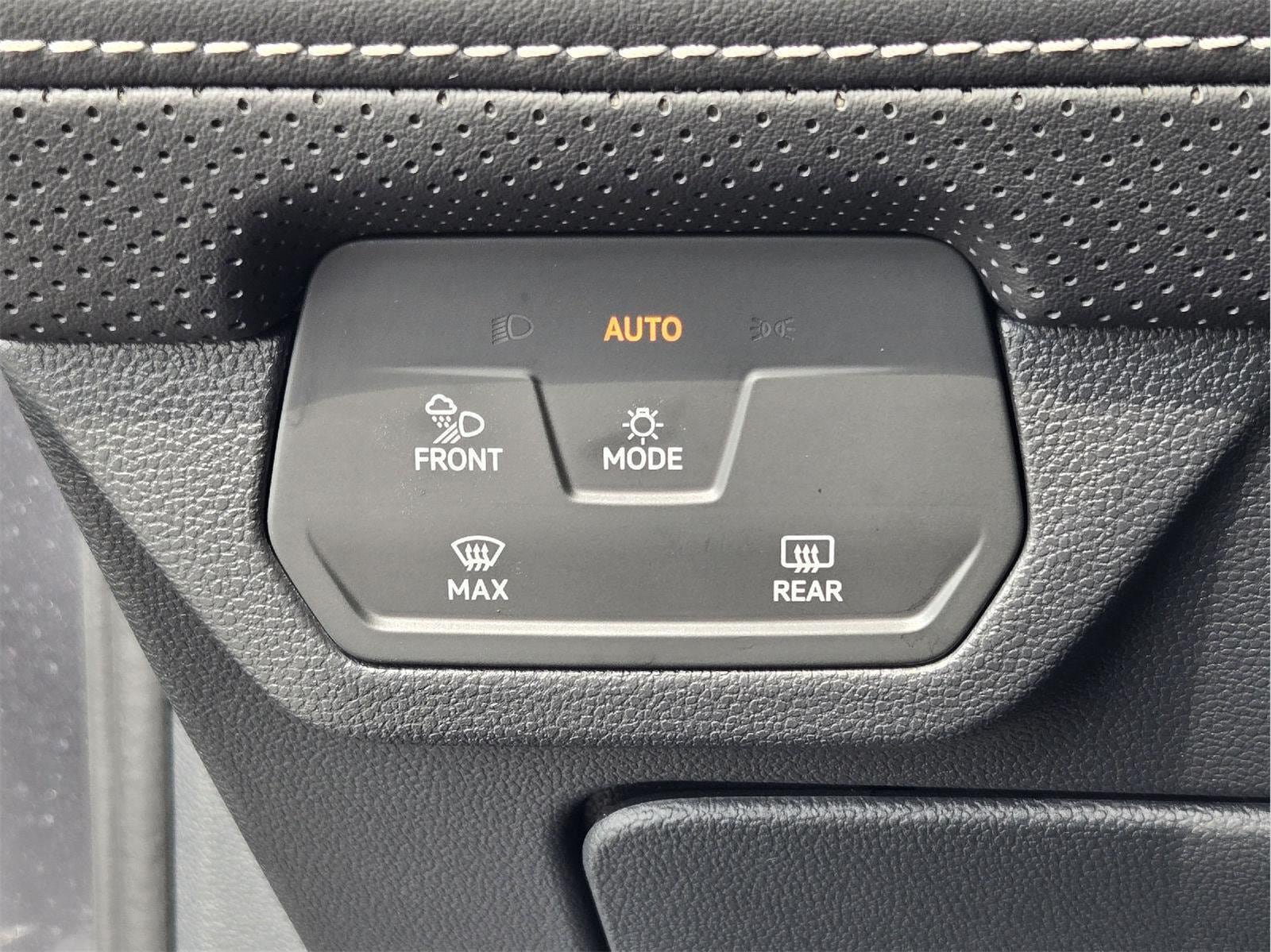 Used 2024 Volkswagen Atlas SE FWD image 20