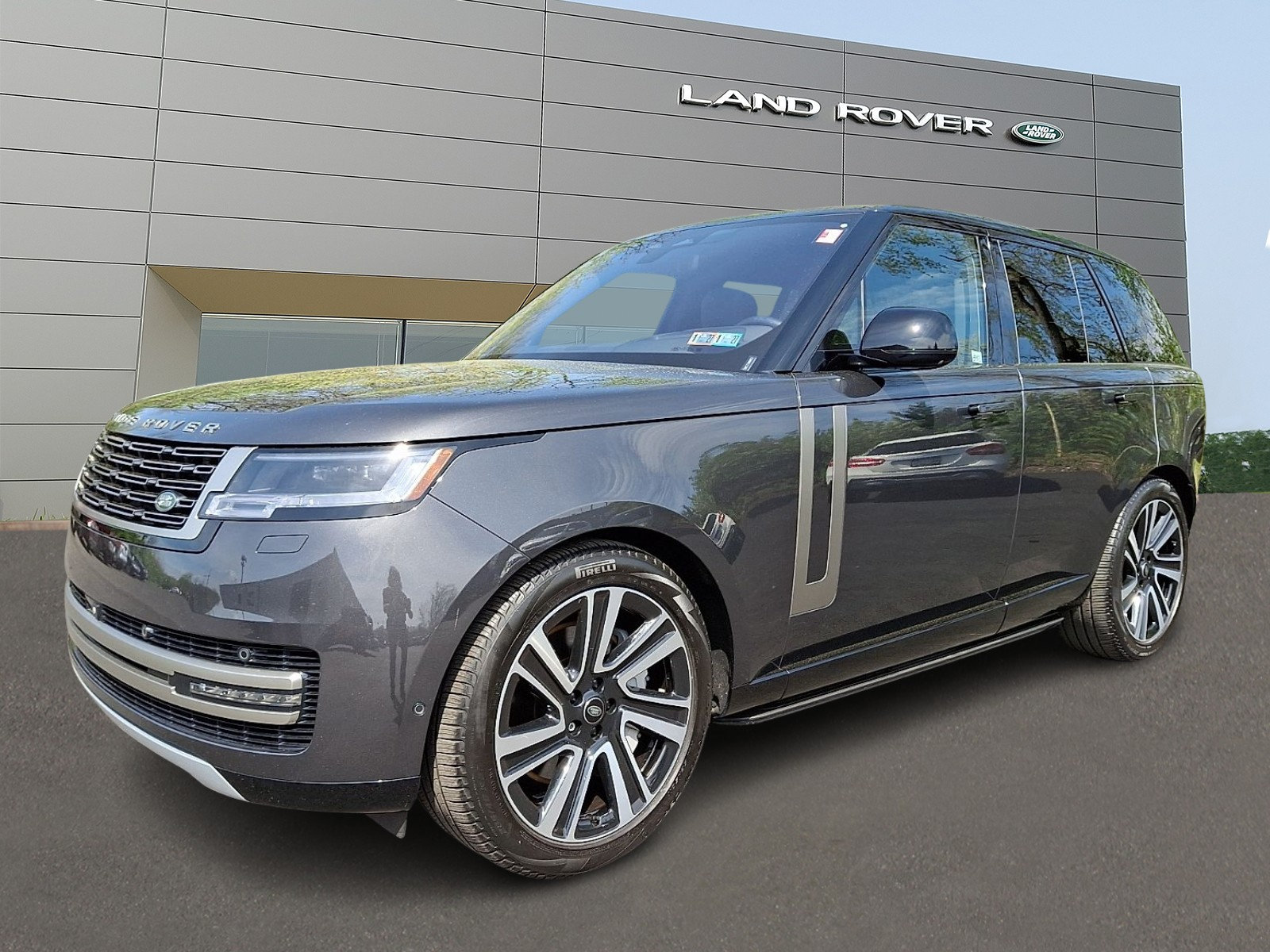 Used 2023 Land Rover Range Rover SE