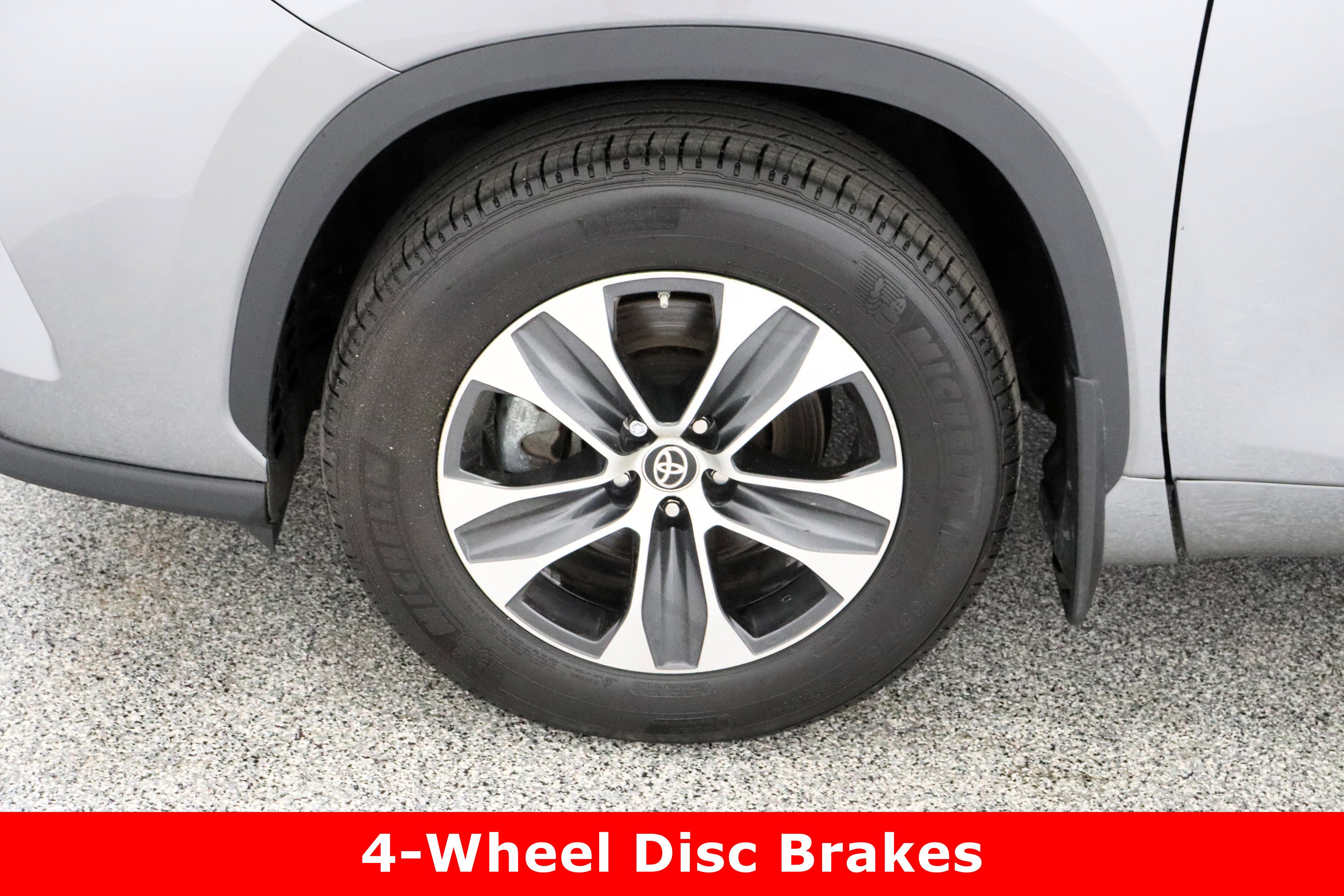 Certified 2025 Toyota Highlander XLE AWD/4WD image 11