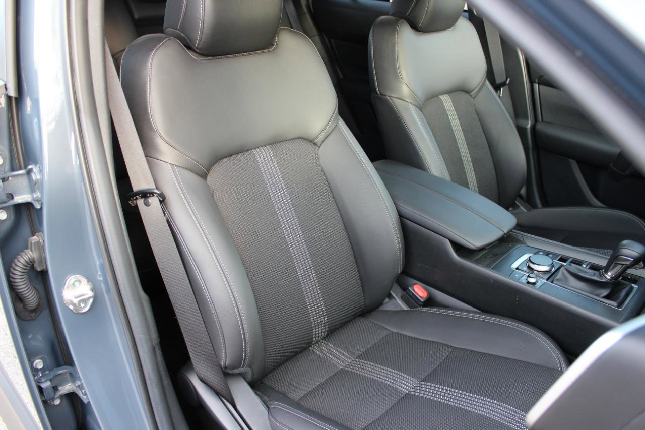 Used 2025 MAZDA CX-50 AWD 2.5 S w/ Preferred Package image 21