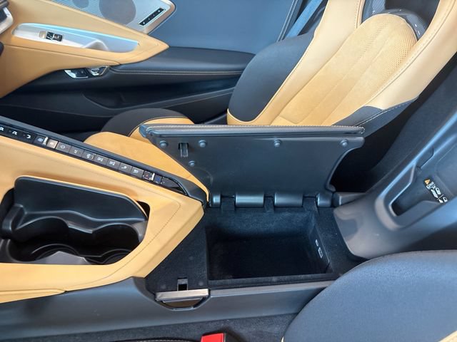 Used 2025 Chevrolet Corvette Z06 RWD image 22
