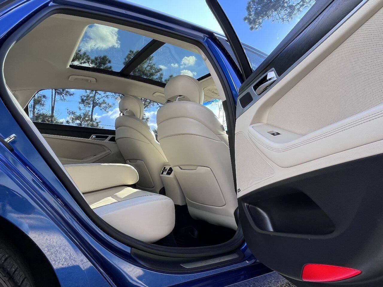 Used 2017 Genesis G80 5.0 Ultimate RWD image 27