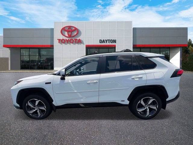 Used 2022 Toyota RAV4 SE w/ Weather & Moonroof Package AWD/4WD image 6