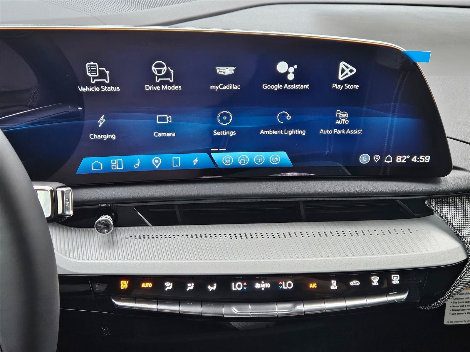 New 2026 Cadillac Optiq Sport 1 w/ LPO, Floor Liner Package AWD/4WD image 15