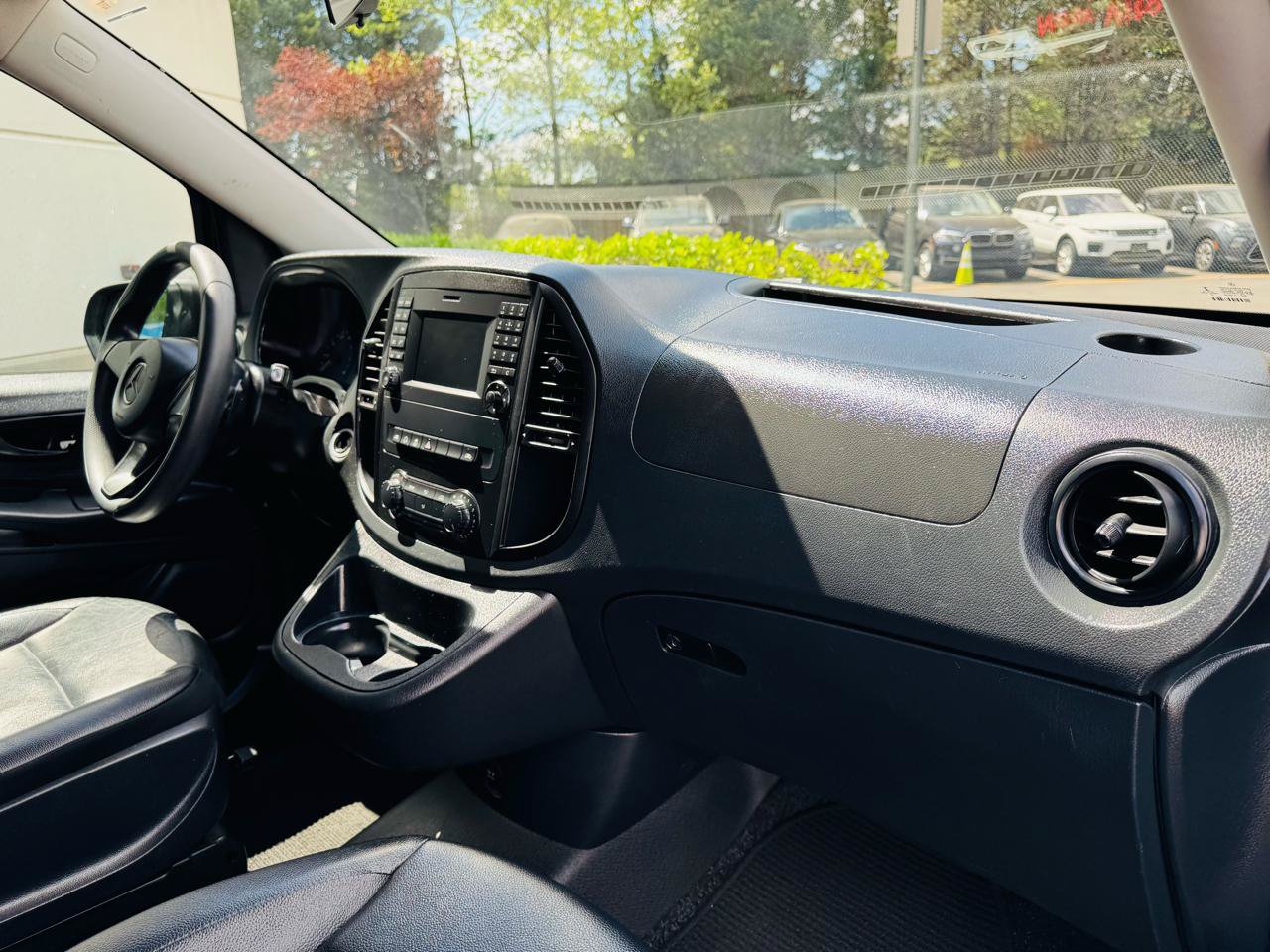 Used 2017 Mercedes-Benz Metris Passenger image 25