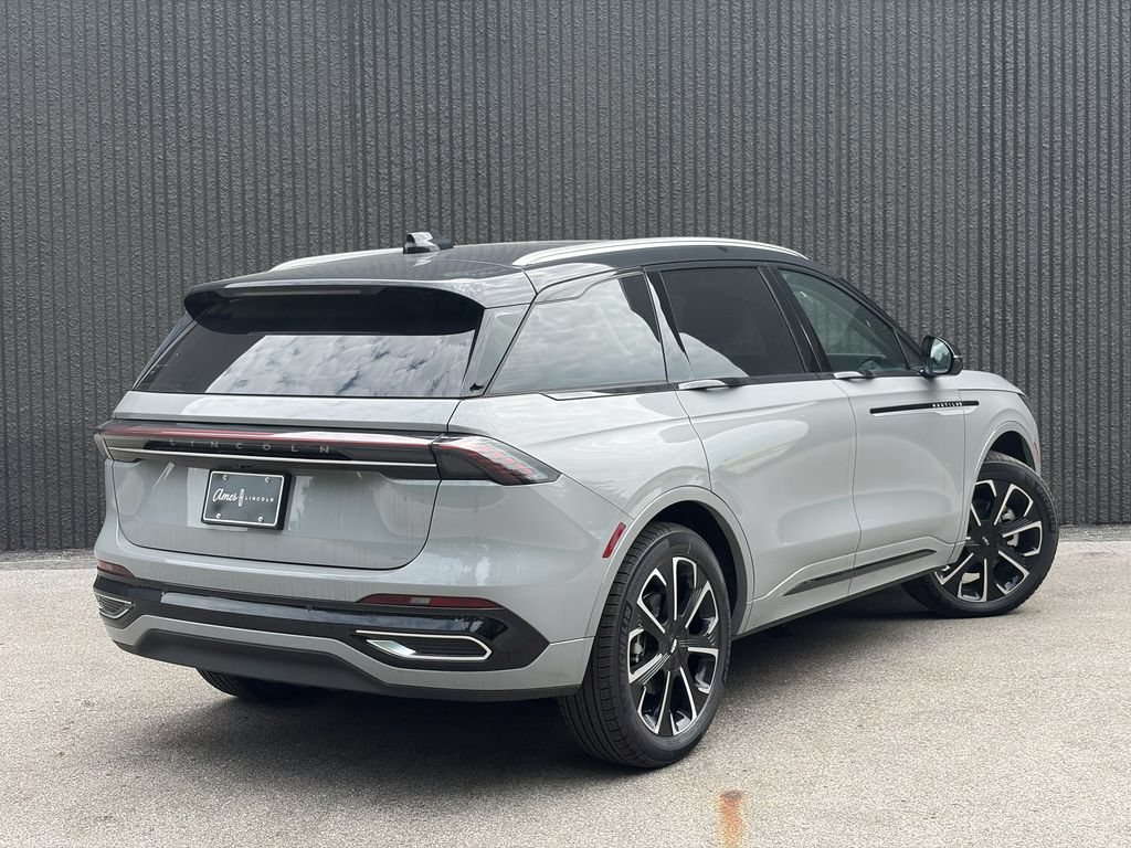New 2026 Lincoln Nautilus Reserve AWD/4WD image 7