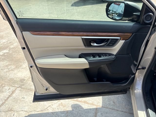 Used 2019 Honda CR-V Touring image 11