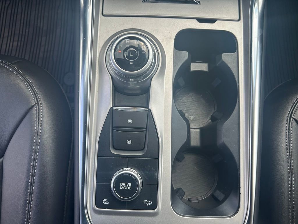Used 2023 Ford Explorer XLT w/ Equipment Group 202A image 15
