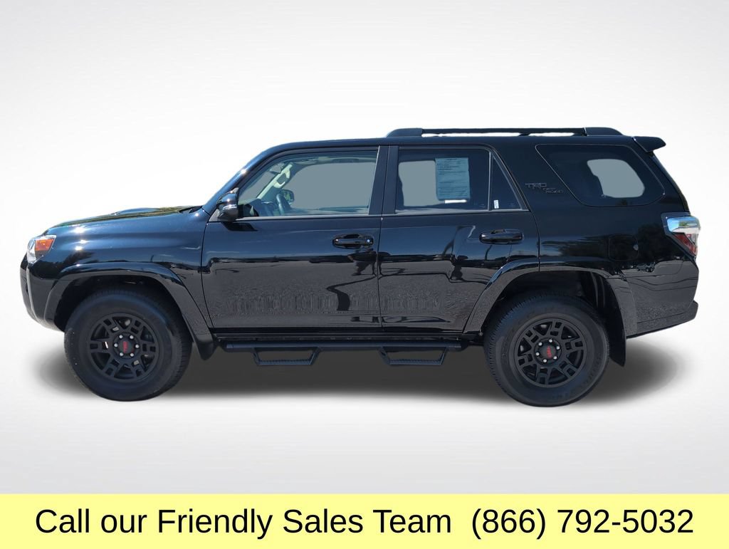 Used 2023 Toyota 4Runner TRD Off-Road Premium w/ Moonroof Package AWD/4WD image 2