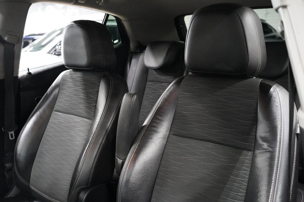 Used 2016 Buick Encore Sport Touring FWD image 10