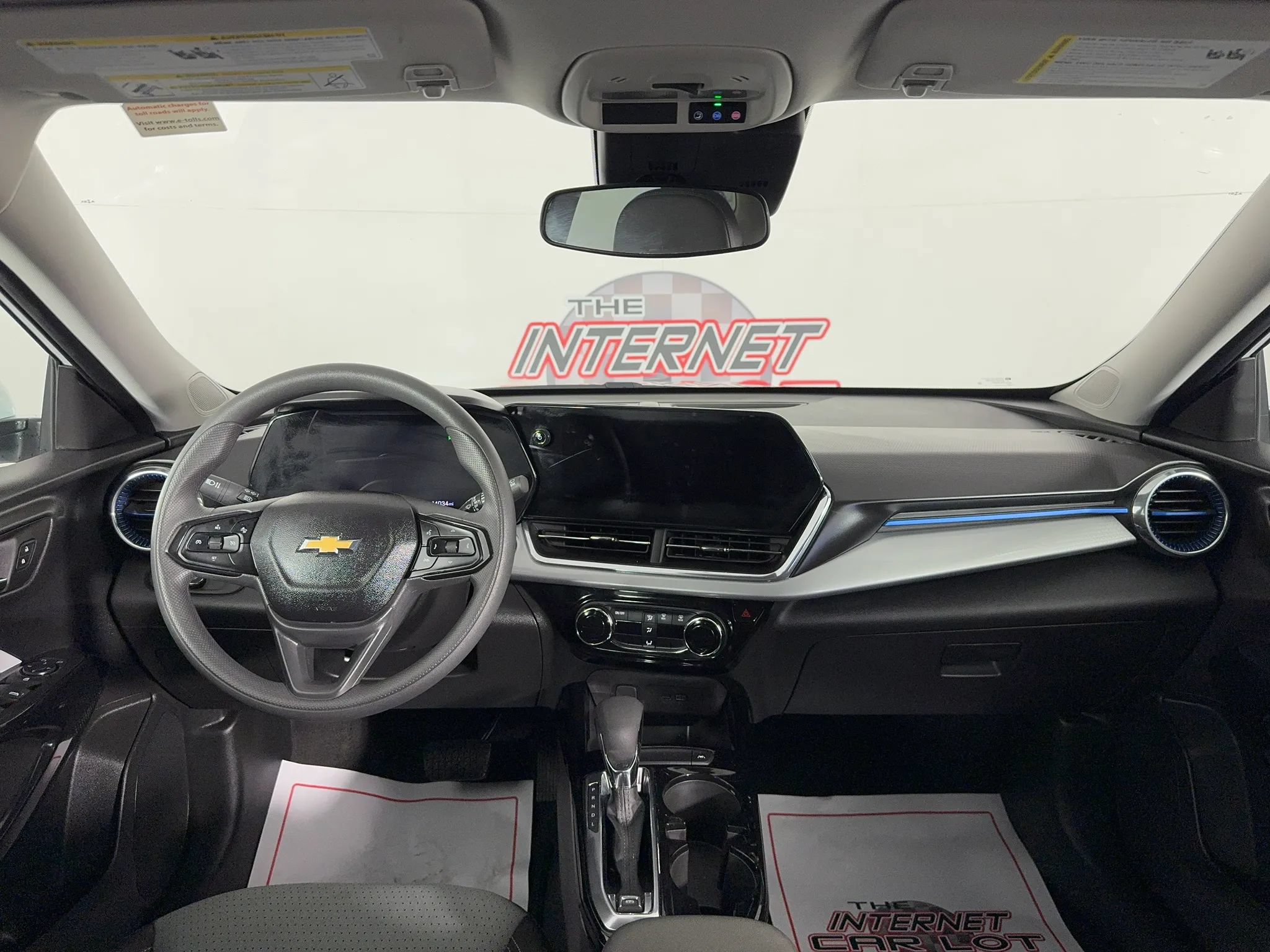 Used 2026 Chevrolet Trax LT FWD image 11